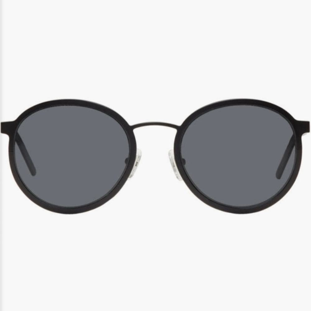 Stylish Black Round Sunglasses